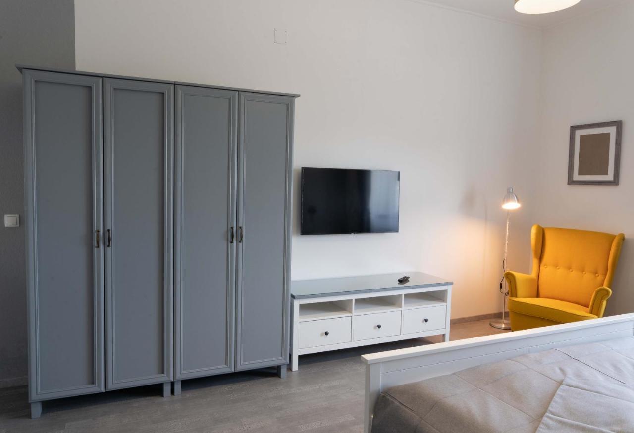 Kunfoglalas Apartmanhaz Kisujszallas Zewnętrze zdjęcie